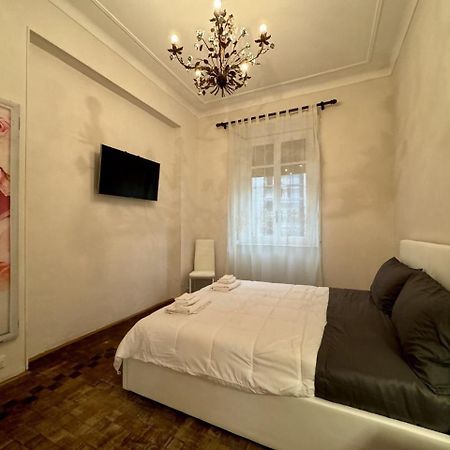 6 Posti Letto Vicino Al Centro Apartment Turin Exterior photo