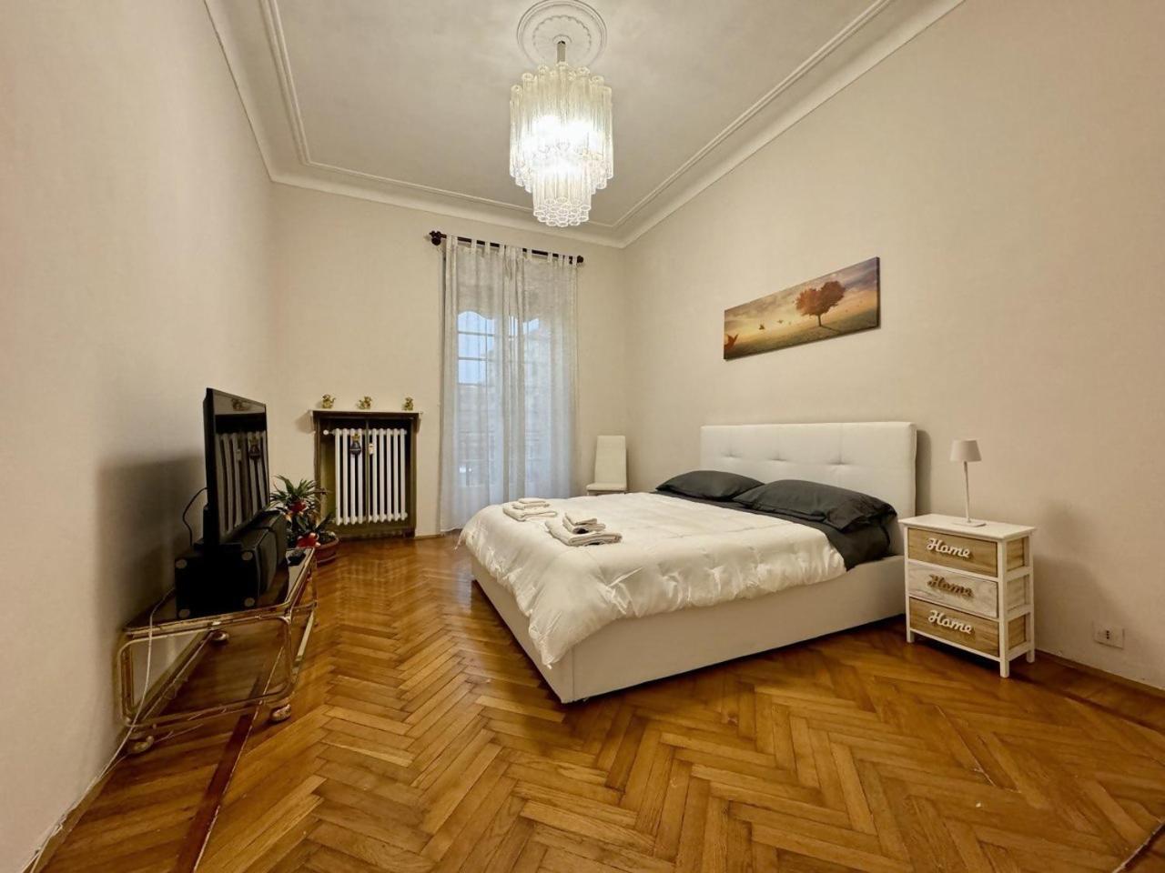 6 Posti Letto Vicino Al Centro Apartment Turin Exterior photo